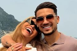 Nhan sắc bạn gái tiền vệ Đỗ Hoàng Hên