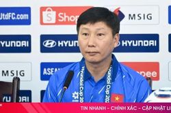 HLV Kim Sang Sik: 'Tuyển Việt Nam muốn viết n&ecirc;n lịch sử tại ASEAN Cup'