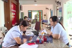 Lấy dân làm trung tâm, chính quyền đổi mới vì nhân dân