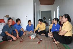 Chương trình 'Vì người nghèo' Nghệ An: Thắp lửa yêu thương dưới những mái nhà kiên cố