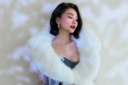Siêu mẫu Thanh Hằng lộ vòng 2 lùm lùm, nhiều khán giả gửi lời chúc