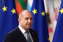 Thủ tướng Bulgaria: Máy bay quân sự Mỹ chỉ bay tới các nước NATO để tập trận