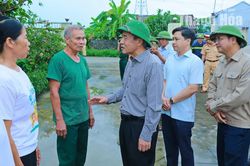 Bí thư Tỉnh ủy Lê Đức Thái kiểm tra công tác ứng phó bão số 4 tại xã Thiệu Toán và Triệu Sơn