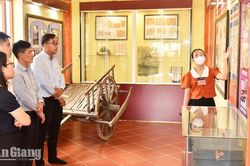Khảo sát giáo dục lý tưởng cho thanh niên trong môi trường số
