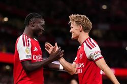Man City và Liverpool hụt hơi trên sàn chuyển nhượng giúp Arsenal chiếm ưu thế lớn