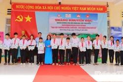 Phát động phong trào 'Học tập thường xuyên, suốt đời - xây dựng công dân số'