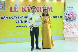 Hành trình 30 năm "giữ lửa" đam mê tem bưu chính ở Gia Lai