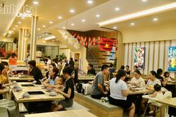 Quán chay nhộn nhịp mùa Vu Lan