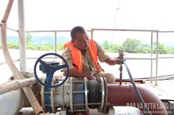 Cấp nước sinh hoạt sau lũ