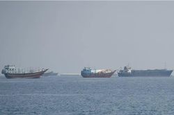 Eo biển Hormuz vẫn tê liệt sau 6 tháng xung đột tại Iran