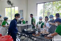 Tập huấn kiến thức, kỹ năng an toàn thực phẩm cho nhân viên bếp ăn tập thể