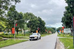 Vướng mặt bằng, hụt nhân lực