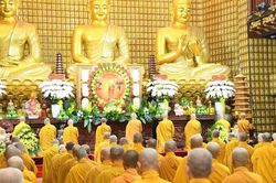 Chư Tăng các phường Vườn Lài, Hoà Hưng, Diên Hồng (TP.HCM) tác pháp Tự tứ tại chùa Giác Ngộ