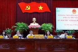 Cần Thơ hỗ trợ hơn 213 triệu đồng cho Bí thư Chi bộ có 43,5 năm công tác