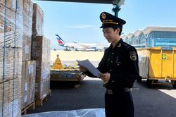Xuất khẩu qua sân bay Cam Ranh tăng mạnh
