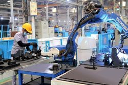 Kết nối với khu vực FDI ít cải thiện, Việt Nam cần làm gì để nâng giá trị nội địa?