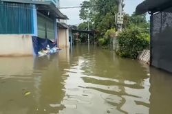 Nghịch lý ngập úng ở đường Ngô Quyền