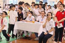 Học sinh được khám sức khỏe miễn phí trước năm học mới
