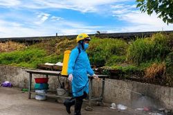 Xã Ô Diên chủ động làm sạch môi trường sau mưa