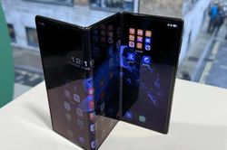 Điện thoại màn hình gấp trước chu kỳ bùng nổ mới với iPhone Ultra