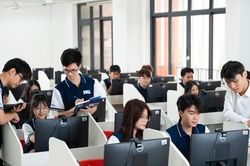 Phấn đấu đến 2030, Hà Nội có ít nhất 2 cơ sở giáo dục đại học vào top 150 châu Á