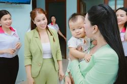 Trao 82 phần quà tại Trung tâm Nuôi dưỡng người có công và Công tác xã hội Phú Yên