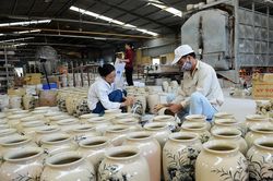 Làng nghề Hà Nội: Tháo gỡ điểm nghẽn, phát huy tiềm năng