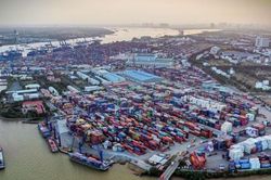 Chuyển đổi số - 'ch&igrave;a kh&oacute;a' th&uacute;c đẩy giảm chi ph&iacute; logistics