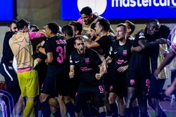 CLB 9 năm tuổi làm nên lịch sử ở Champions League