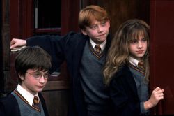 Phim Huỳnh Lập bị 'Harry Potter' vượt