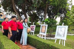 Triển l&atilde;m về Chủ tịch Hồ Ch&iacute; Minh tại Khu Di t&iacute;ch Dục Thanh