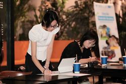 Lương cao, việc tốt, vì sao người trẻ vẫn muốn nghỉ?