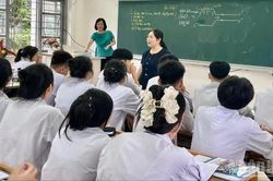 Thầy và trò Trường phổ thông vùng cao Việt Bắc nỗ lực vượt khó