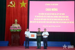 C&aacute;n bộ Đo&agrave;n to&agrave;n qu&acirc;n tham quan, t&igrave;m hiểu thực tế tại Lữ đo&agrave;n 170, V&ugrave;ng 1 Hải qu&acirc;n