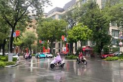 Bắc bộ chưa hết mưa, Nam bộ có mưa dông