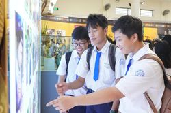 Cần Thơ khai mạc triển l&atilde;m ảnh 'Miền Nam nhớ m&atilde;i ơn Người'
