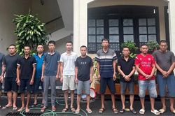 Tụ tập đánh bạc sau bữa nhậu, 13 lái xe ở Hưng Yên bị khởi tố