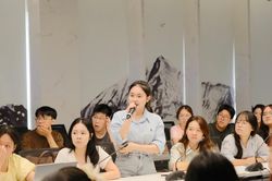 Bồi dưỡng kỹ năng kiểm chứng tin giả cho sinh viên