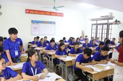 Đề xuất học sinh kiểm tra trên máy tính, tham khảo cách thi IELTS