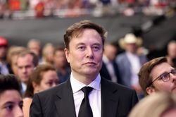 Ukraine trao tặng Elon Musk huân chương cao quý