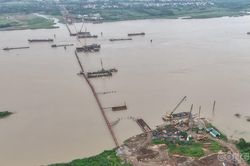 Tạm cấm phương tiện thủy nội địa lưu thông trên sông Hồng qua TP Hà Nội