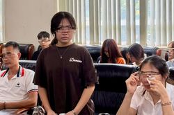 Hơn 30 thí sinh nguy cơ trượt ĐH vì trường bất ngờ nâng điểm sàn: ĐHQG Hà Nội nói gì?