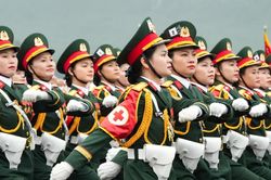 Sĩ quan, quân nhân nghỉ hưu trước hạn sẽ được trợ cấp 5 tháng lương mỗi năm