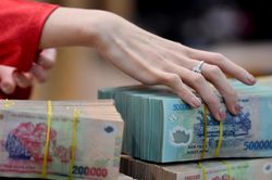 Lãi suất ngân hàng hôm nay 26/8/2026: Ngân hàng ngoại cao nhất 7%/năm