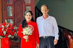 Ông lão 73 tuổi cưới vợ U50, con cháu làm 23 mâm cỗ, không nhận tiền mừng