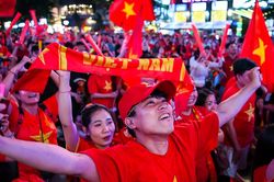 Vỡ òa cảm xúc mừng đội tuyển Việt Nam vô địch ASEAN Cup 2026