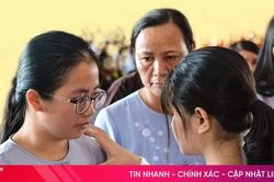 [QUIZ] Nguồn gốc nghi thức b&ocirc;ng hồng c&agrave;i &aacute;o trong lễ Vu Lan?