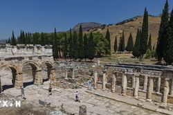 Khám phá thành cổ Hierapolis ở Thổ Nhĩ Kỳ