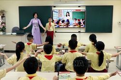 Bộ trưởng Hoàng Minh Sơn: Mọi đổi mới giáo dục phải được thể hiện trong từng lớp học, từng nhà trường