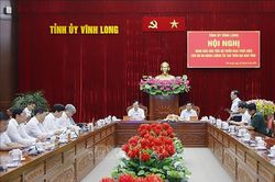 Nghị quyết 70-NQ/TW: Kiên quyết xử lý dự án năng lượng tái tạo kéo dài, thiếu năng lực